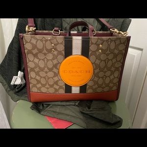 Coach Dempsey Carry All